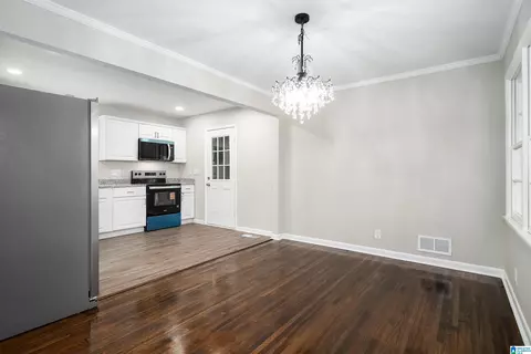 1404 Five Mile Rd, Birmingham, AL 35215