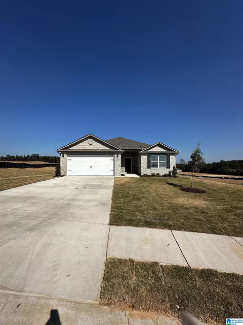 848 Ashford Dr, Calera, AL 35040