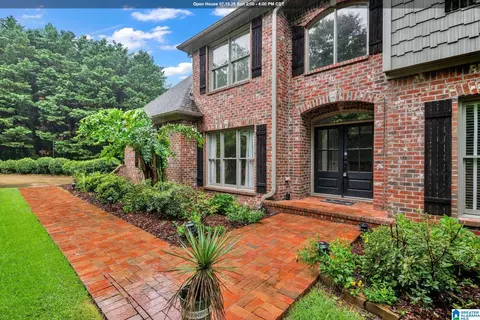 394 Greystone Glen Cir, Birmingham, AL 35242