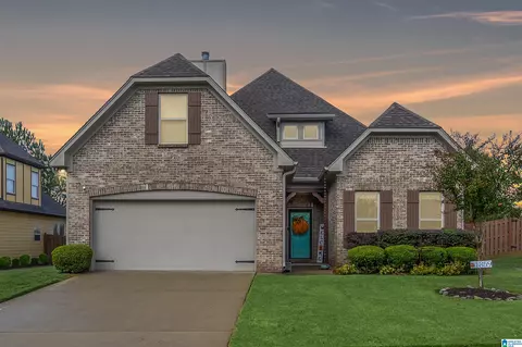 1359 Mountain Ln, Gardendale, AL 35071