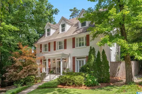 1608 Sunset Dr, Vestavia Hills, AL 35216