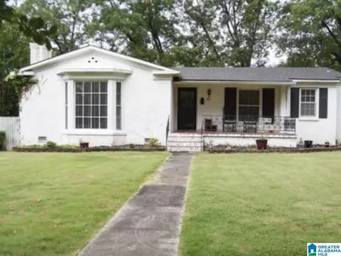 613 Chaffee St, Talladega, AL 35160