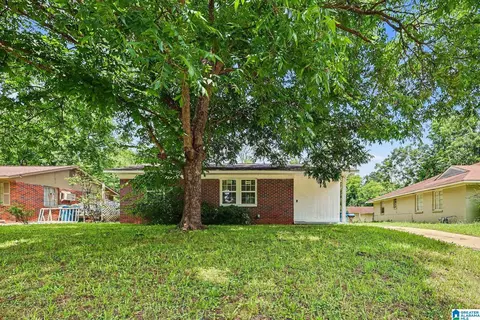 549 Henson St, Midfield, AL 35228