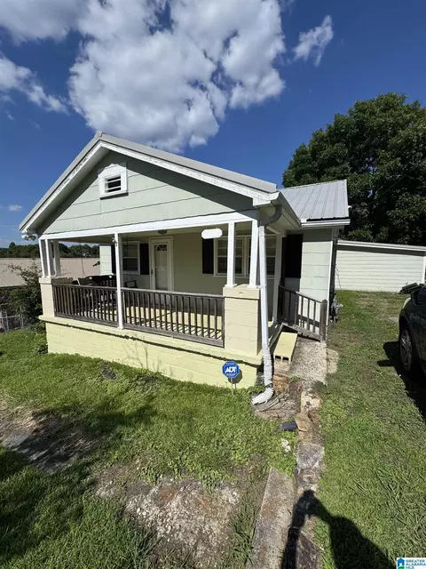 1013 Patterson St, Anniston, AL 36201