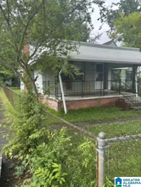 910 Martin Ave, Gadsden, AL 35903