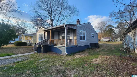 202 Fairy Ave, Hueytown, AL 35023