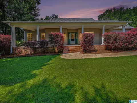195 Lake View Cir, Riverside, AL 35135