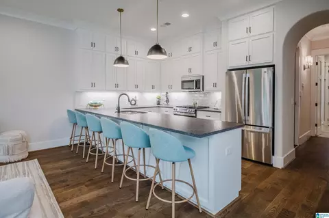 3166 Belwood Dr, Vestavia, AL 35243