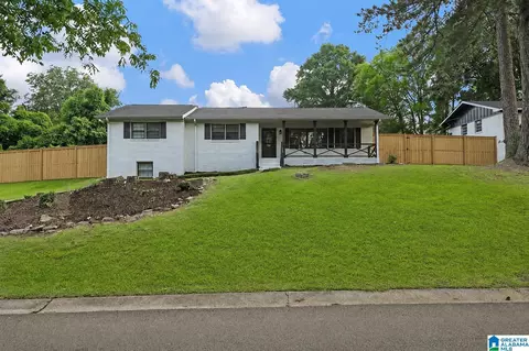 325 25th Ave NW, Center Point, AL 35215