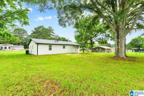 Exterior - 109 Lilly St, Clanton, AL 35045 photo 5 of 5