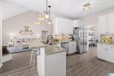 Kitchen - 400 Cobb Dr, Jemison, AL 35085 photo 2 of 6