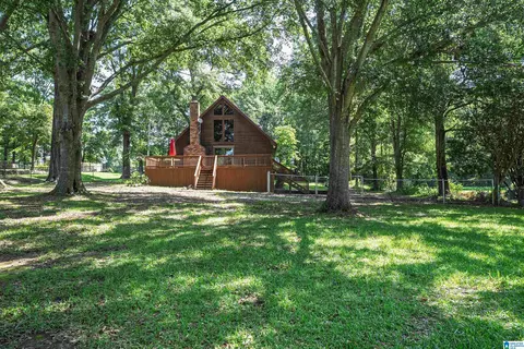 127 Blue Heron Ln, Sylacauga, AL 35151