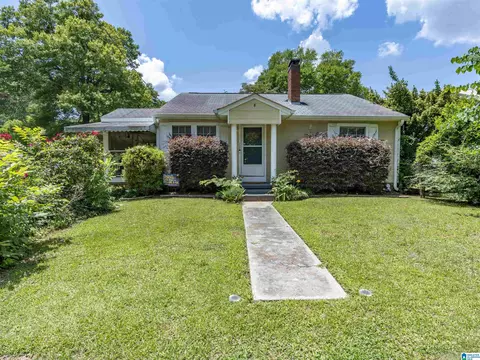 130 Vines Ave, Hueytown, AL 35023