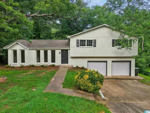1653 5th Pl NW, Center Point, AL 35215