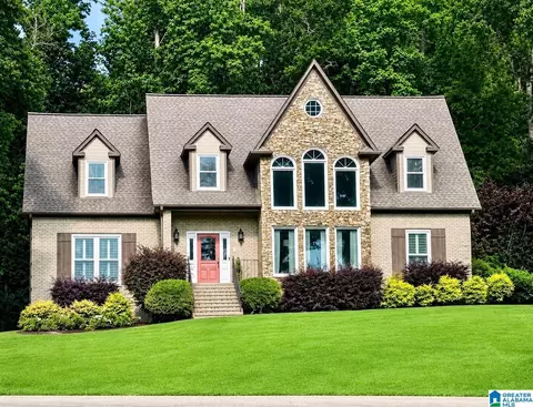 3432 Danner Cir, Vestavia, AL 35243