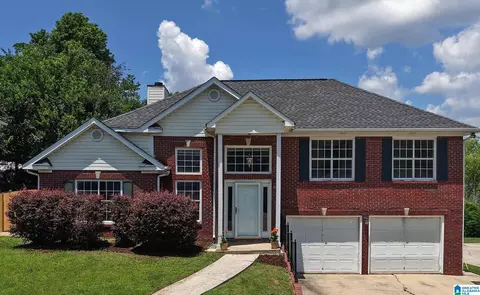 2469 Mountain Dr, Hoover, AL 35226