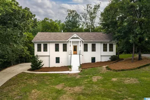 3524 Great Oak Ln, Birmingham, AL 35223