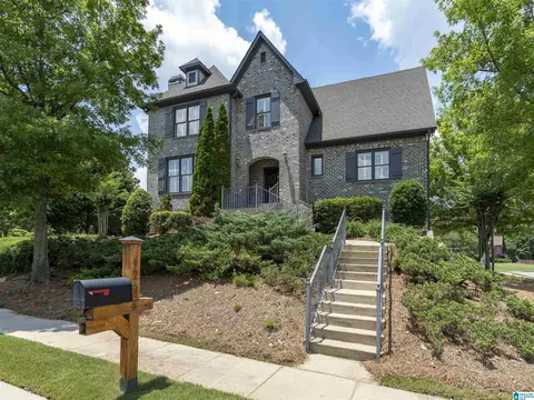 4296 Paxton Way, Vestavia Hills, AL 35242