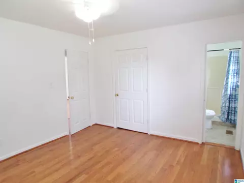 Bedroom - 1729 Patch Pl, Anniston, AL 36201 photo 8 of 9