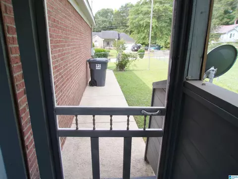 Exterior - 1729 Patch Pl, Anniston, AL 36201 photo 6 of 12