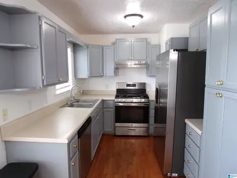 Kitchen - 1729 Patch Pl, Anniston, AL 36201 photo 1 of 8