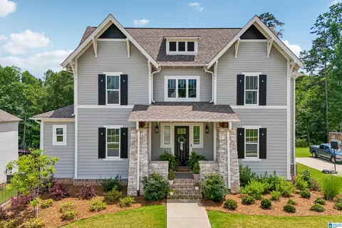 7965 Bingham Ln, Trussville, AL 35173