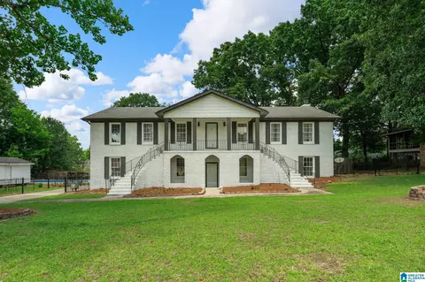 1306 7th Pl, Pleasant Grove, AL 35127