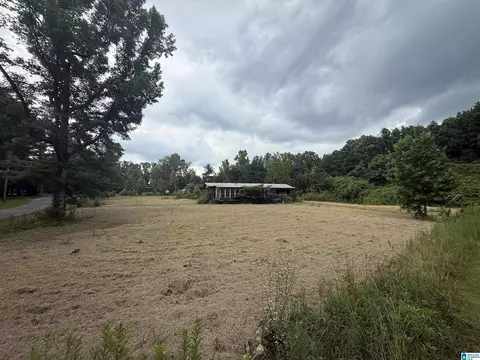 315 Red Oak Dr, Hayden, AL 35079