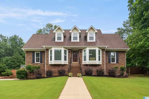 106 Newgate Rd, Alabaster, AL 35007