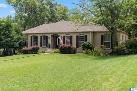 3748 Valley Head Rd, Mountain Brook, AL 35223