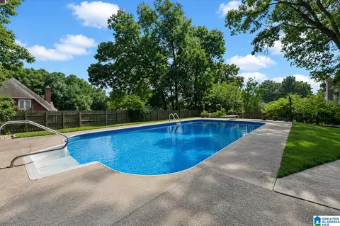 1361 8th Pl, Pleasant Grove, AL 35127