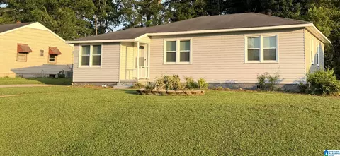 383 Pinehurst Dr, Talladega, AL 35160
