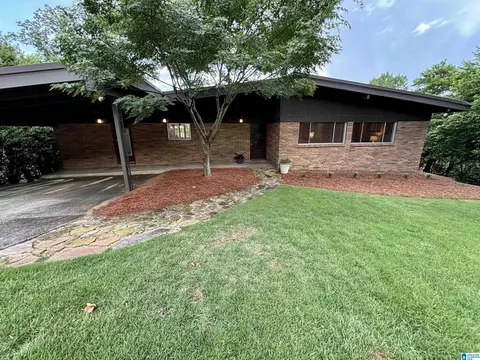 711 Lexington Rd, Vestavia Hills, AL 35216