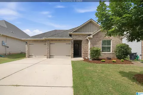 1008 Bethpage Ln, Calera, AL 35040