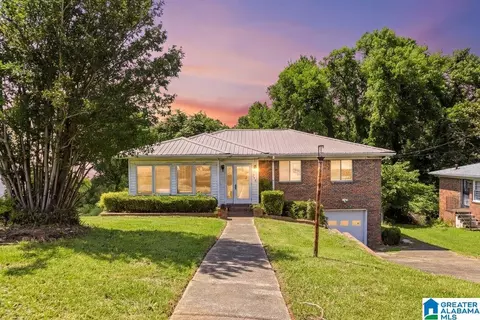 1444 Matt Leonard Dr SW, Birmingham, AL 35211