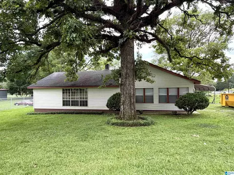 205 3rd St, Tarrant, AL 35217