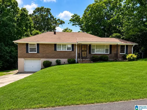 2228 2nd Pl NW, Center Point, AL 35215