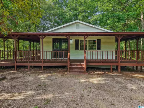 6086 Castle Heights Rd, Morris, AL 35116
