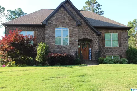 205 Briarwood Dr, Columbiana, AL 35051