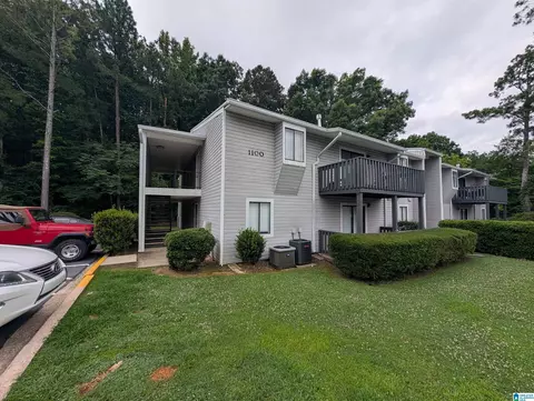 1101 Woodland Vlg #1101, Vestavia Hills, AL 35216