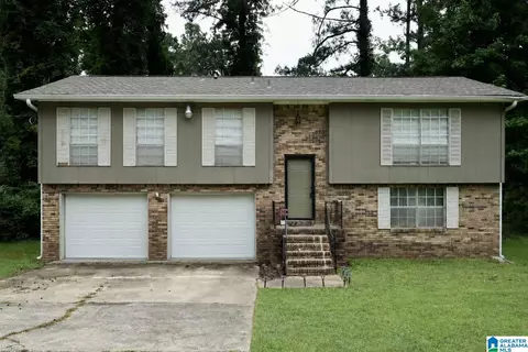 3225 Allison Bonnett Memorial Dr, Hueytown, AL 35023