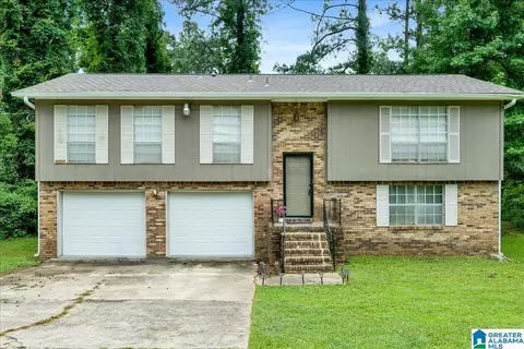 3225 Allison Bonnett Memorial Dr, Hueytown, AL 35023
