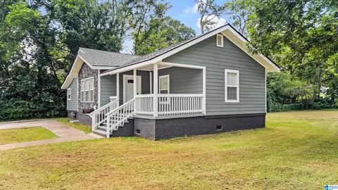 1017 Vinesville Rd, Birmingham, AL 35208