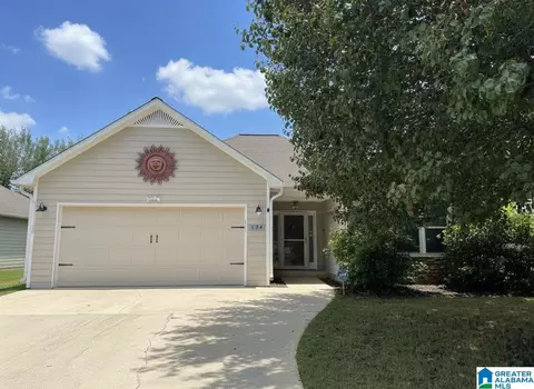 124 Cedar Grove Pkwy, Alabaster, AL 35114