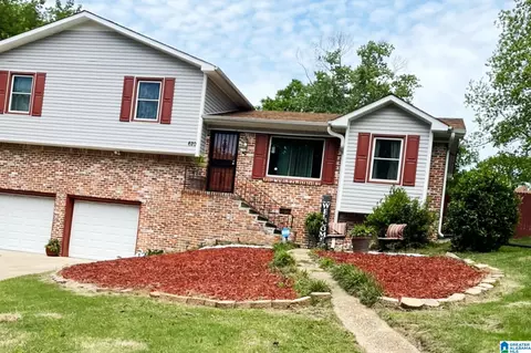 620 16th Ave NW, Center Point, AL 35215