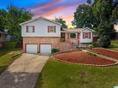 620 16th Ave NW, Center Point, AL 35215
