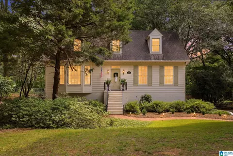 3583 Great Oak Ln, Birmingham, AL 35223