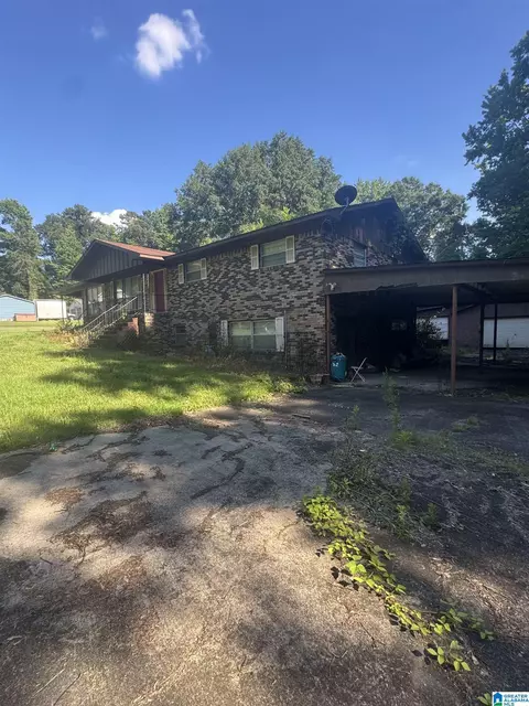 5425 Cruce Rd, Adamsville, AL 35005