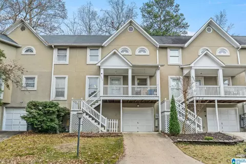 5422 Whisper Wood Cir, Hoover, AL 35226