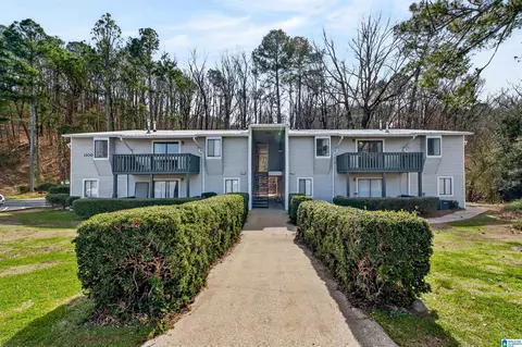 1106 Woodland Vlg #1106, Vestavia Hills, AL 35216